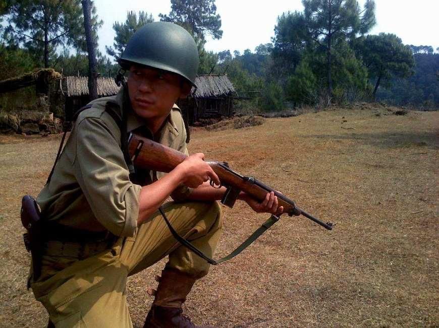 《我的团长我的团》中特务营营长张立宪为什么喜欢使用m1卡宾枪?