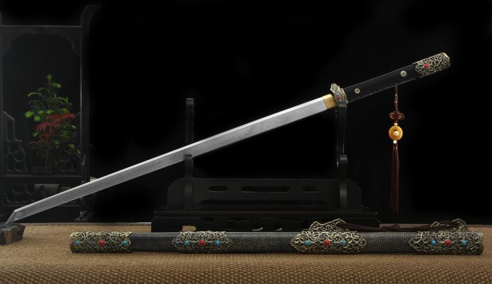 古代四大军刀,杀伤力惊人,拥有者都身份不凡!