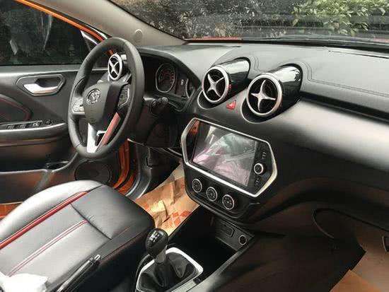 国产最新款SUV口碑榜排名第二, 仅售6.79万, 网