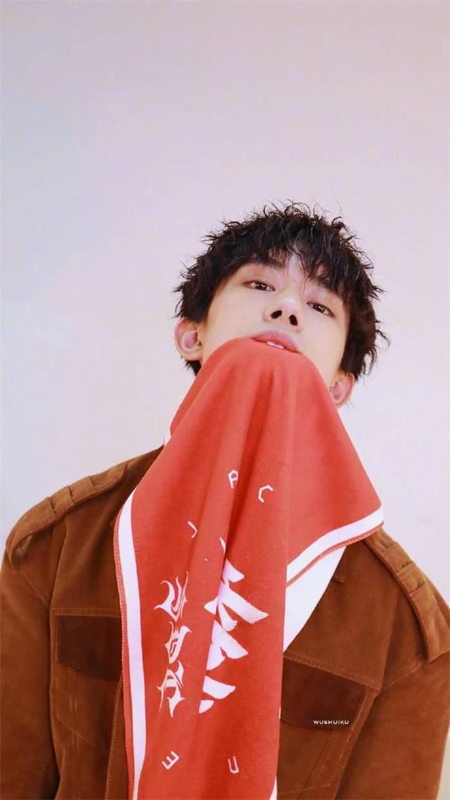 易烊千玺起名脑洞太大!刘艳芬、石榴都不算什