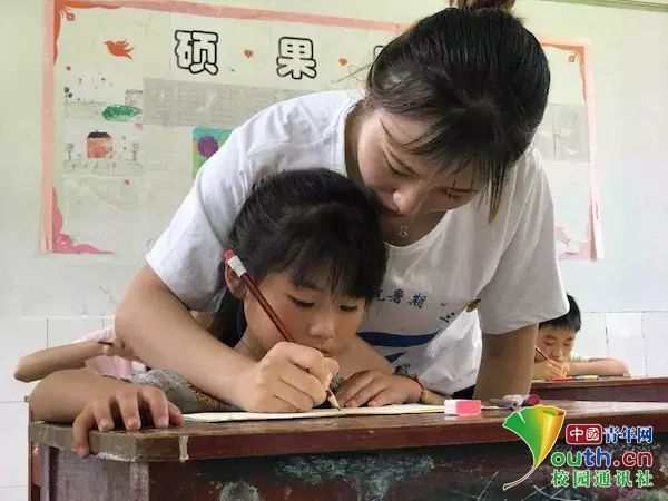 重庆三峡学院国情社情观察团三下乡:踏入龙溪