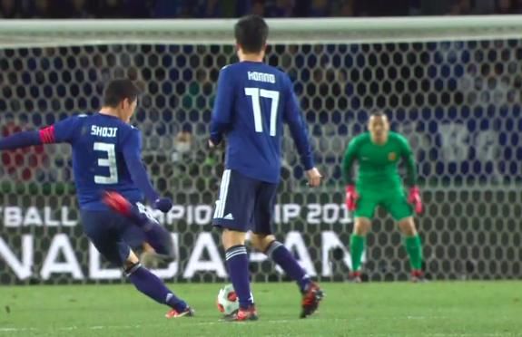 就在刚才,国足创19年第1耻辱纪录,明明可以2-