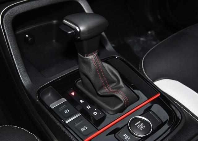 中国故障率最低SUV,口碑不输大众,全景天窗1