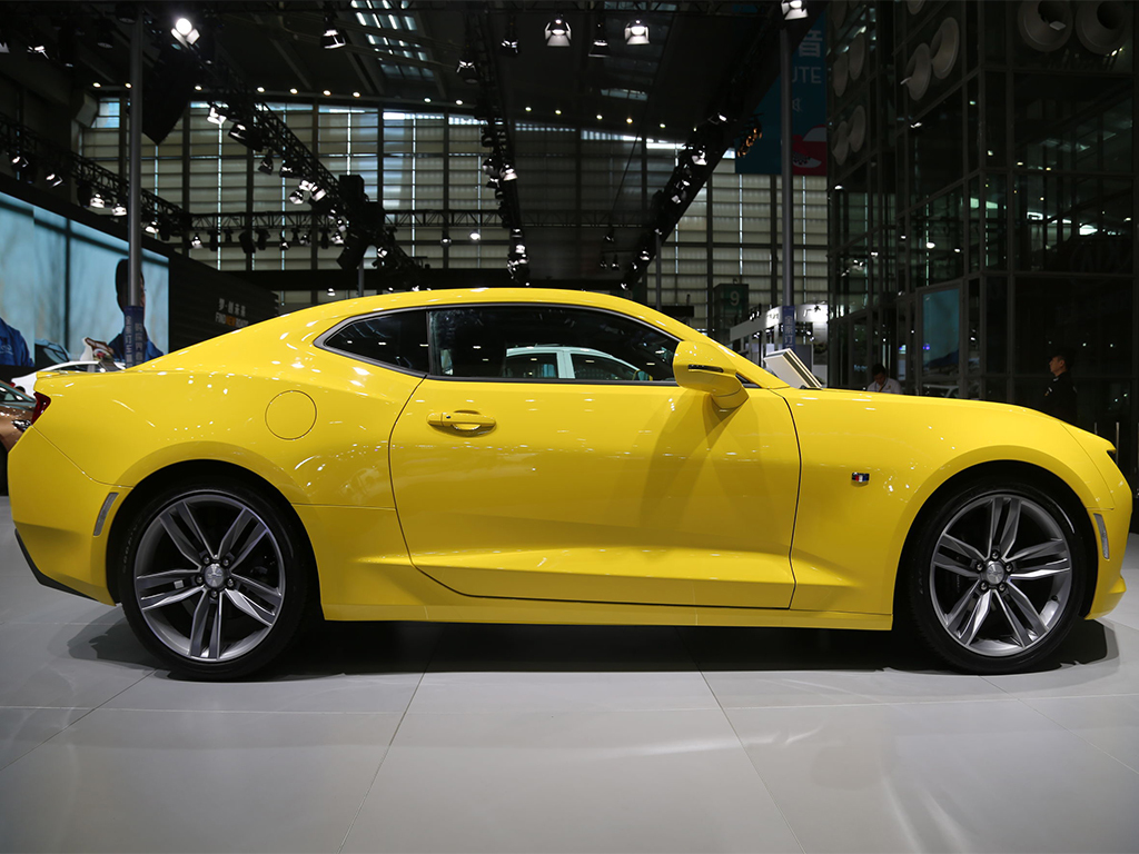 17款雪佛兰大黄蜂2.0t最新报价 17款科迈罗价格