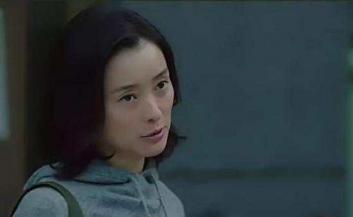 你们把我和凌玲放在一起,那我就认了吧,因为这是演员的命.