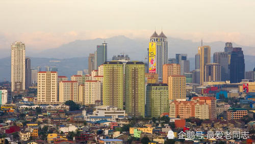 96年身家已1千亿,李嘉诚那时都叫他大哥,可惜