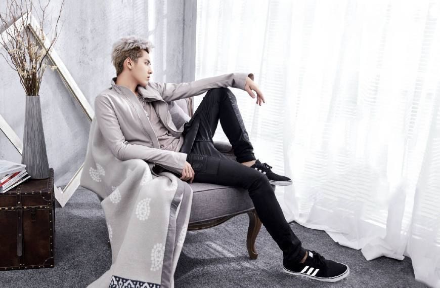 吴亦凡的腿长有113厘米,令人羡慕