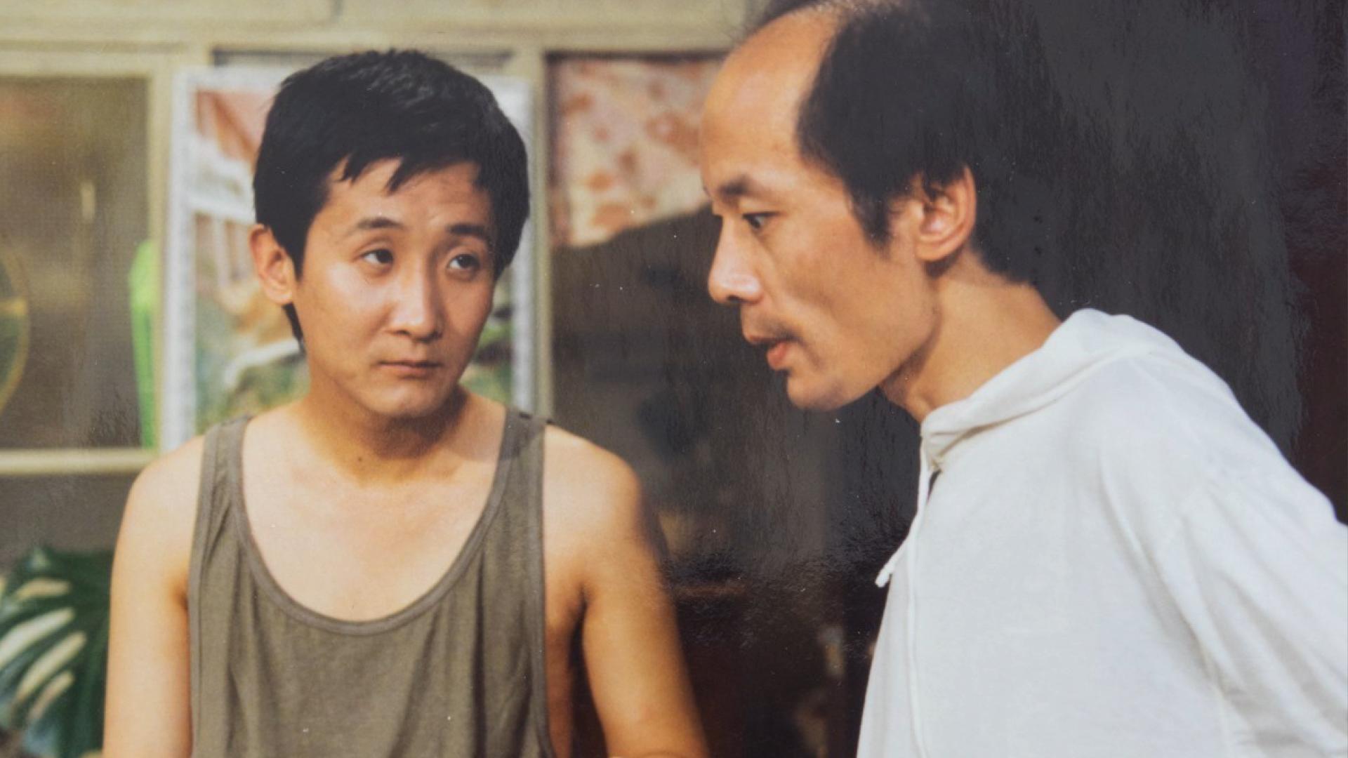 《我爱我家》首公布葛优剧照 纪春生当年长这样 《我爱我家》首公布葛优剧照 纪春生当年长这样