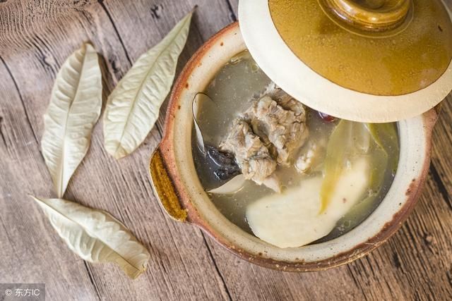 地理位置和长沙差不多的南昌,为何发展就落后