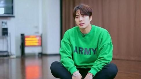 《热血街舞团》学员不争名次王嘉尔喊停节目: