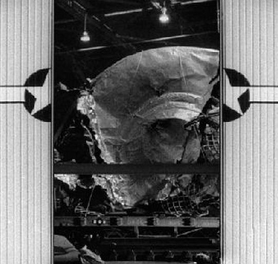 UFO频现于雷电天气 外星人飞行器需要充电?-