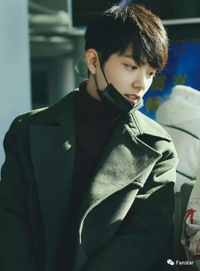 肖战:一个血洗B站,刷爆抖音的男人,除了帅,他还