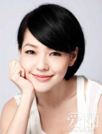 范冰冰汤唯大小S 在父母“恶棍”下长大的明星