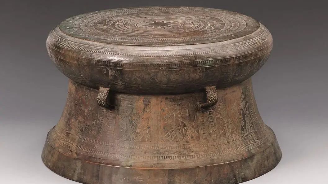 A面能煮饭 B面能伴奏 是锅还是鼓?猜猜这件文物是…… A面能煮饭 B面能伴奏 是锅还是鼓?猜猜这件文物是……