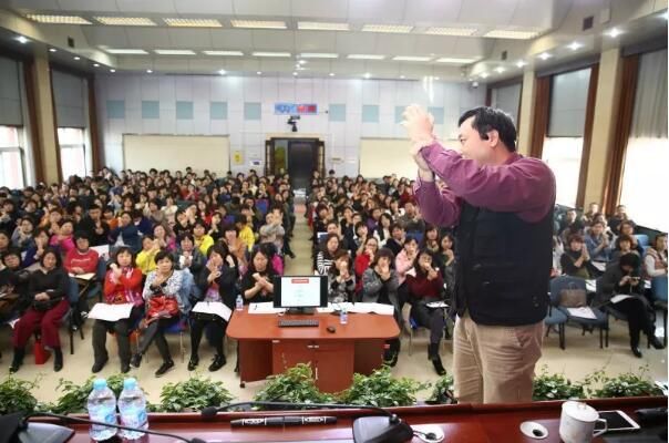 何忠杰:白金十分钟--拥抱生命的臂膀