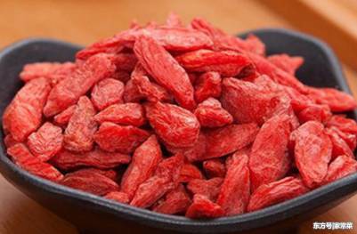 男人经常吃枸杞子好吗 男人经常吃枸杞有什么