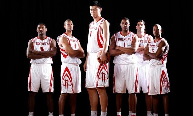 所有中国球员进入NBA球队名单,共12名无一遗