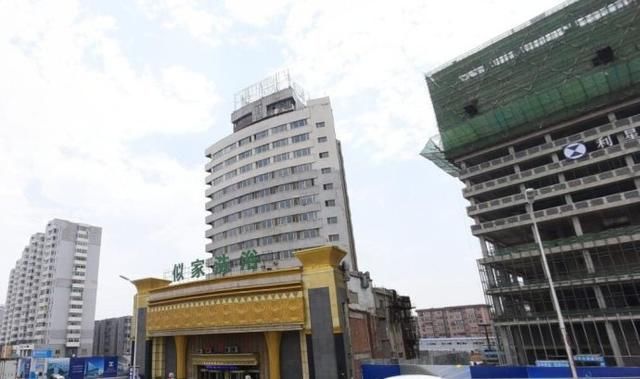 九十年代初沈阳老照片--沈阳长客总站