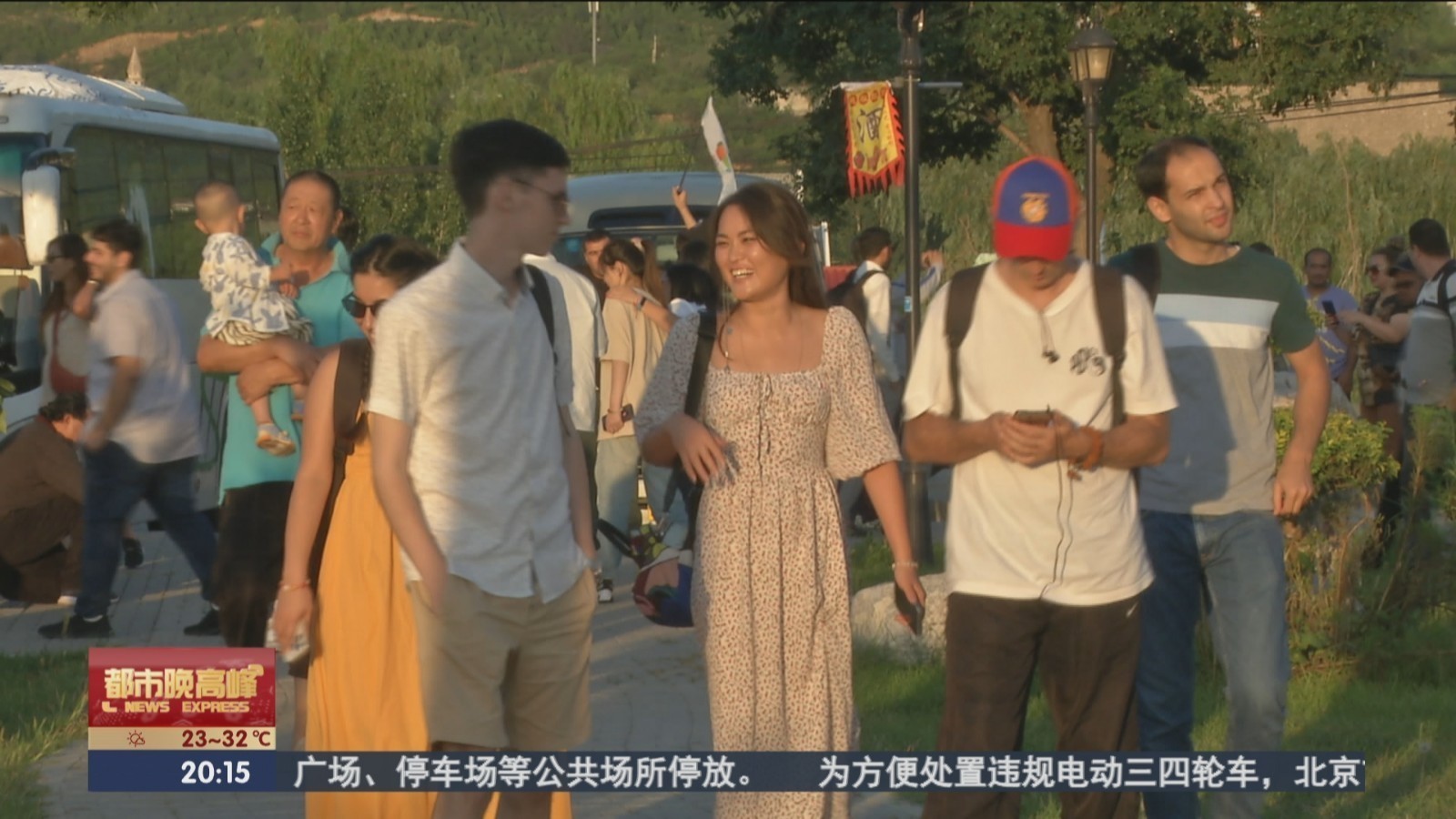 外国记者走进延庆 探访生态文化旅游产业