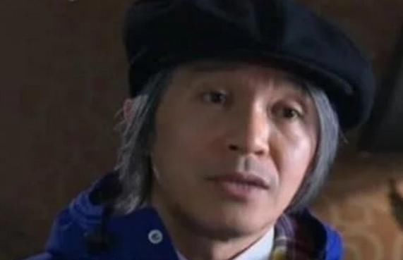 周星驰真那么花心吗?朱茵评价的很委婉,刘镇伟