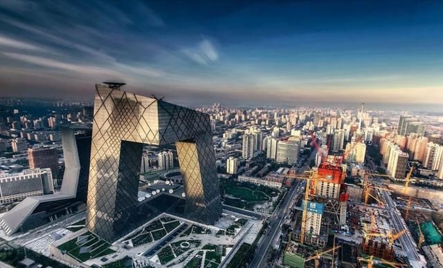 在外籍华人眼中,中国的发展是有多快,有人说:想