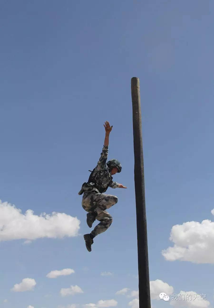 铁线传烽火,青春正当时