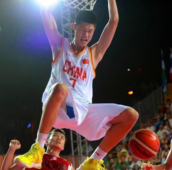 CBA今夜丁彦雨航大战胡金秋,7成功力的广夏,