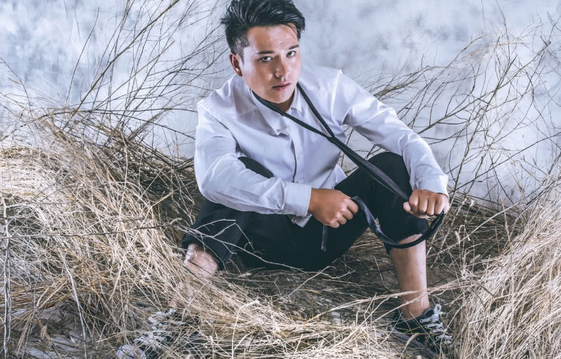 舞帝小闪电回忆过去的经历,5年yy让他快乐和忧愁