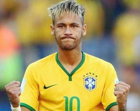 当今足坛,速度最快的十大前锋,排第一的竟然是