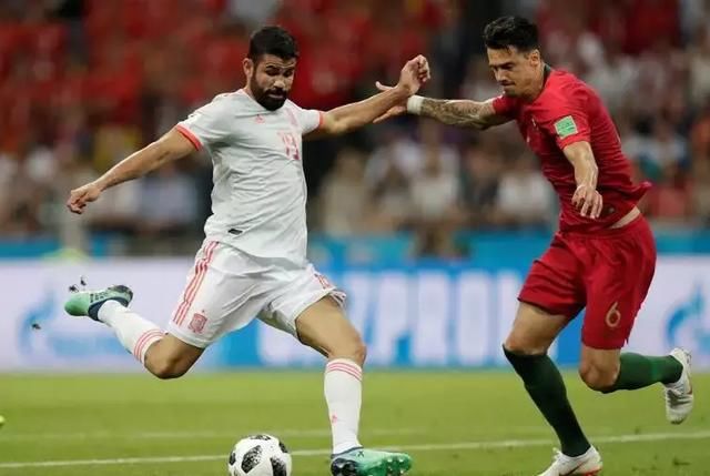 葡萄牙3:3西班牙,C罗球迷攻陷郝海东微博,国足