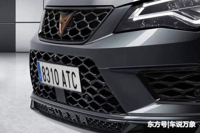 大众又出全新suv,金色车标超酷炫,2.0t达304马力