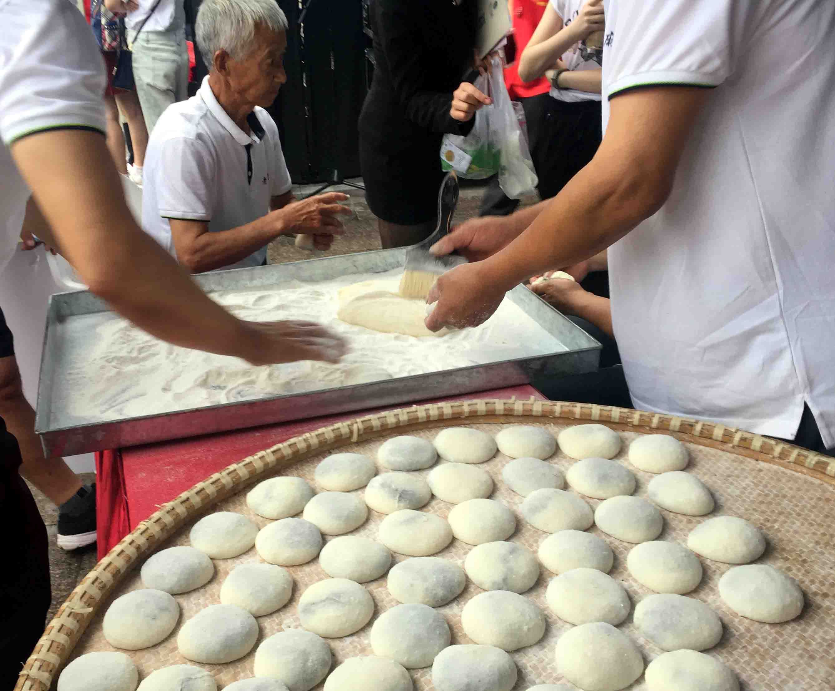 今天是中国旅游日,刚刚被评为中国最宜居气候