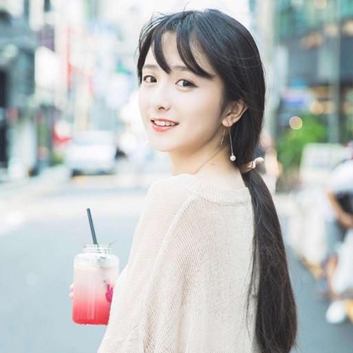 判断女生颜值高,这3个特征至少要有2个