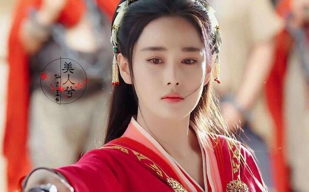 张馨予成功逆袭范冰冰，因古装剧太美被封古装女神