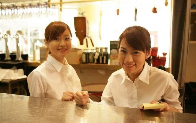 巴铁评价游客:美国人很直接,日本人很礼貌,中国