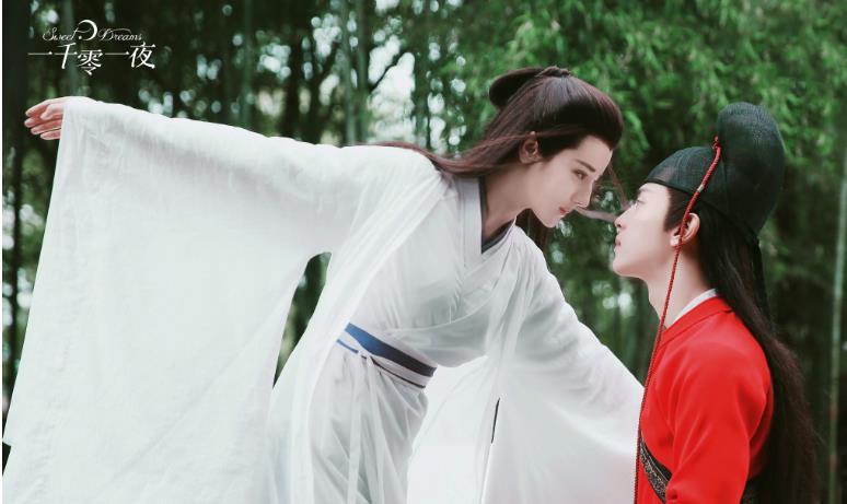 迪丽热巴邓伦新剧出演开播,造型变化十分养眼