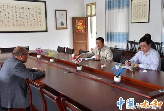 县委书记杨波到三堂镇开展形式主义官僚主义问