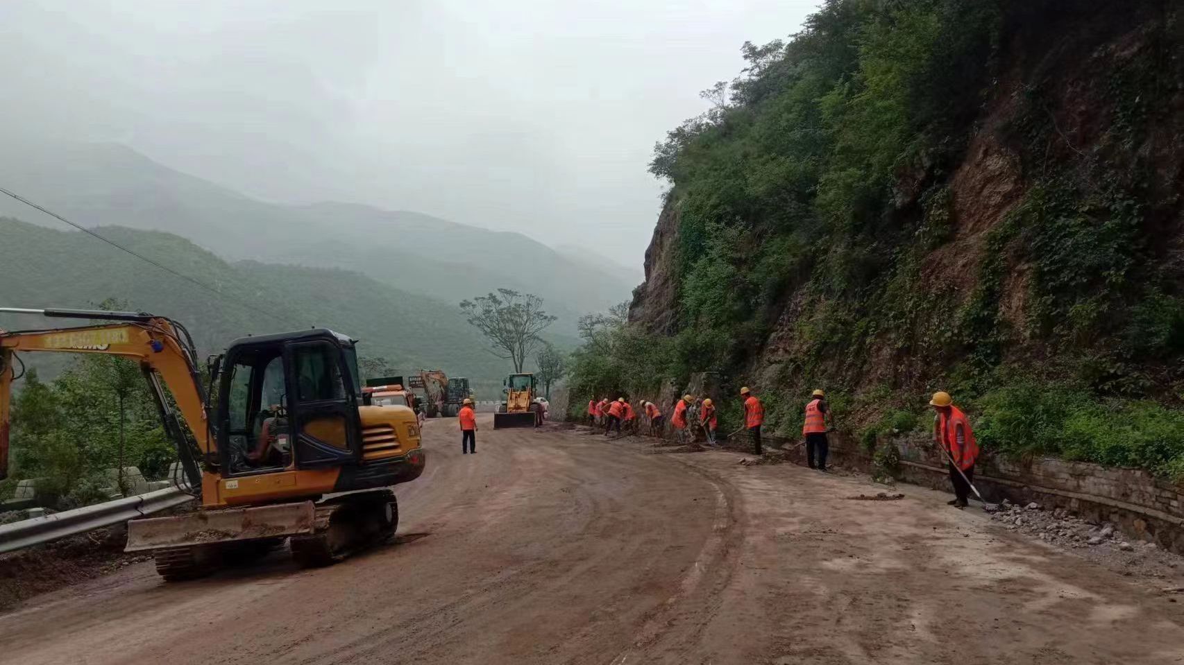 昌平区流村镇老峪沟地区5个村恢复通行、通电、通讯、通水! 昌平区流村镇老峪沟地区5个村恢复通行、通电、通讯、通水!