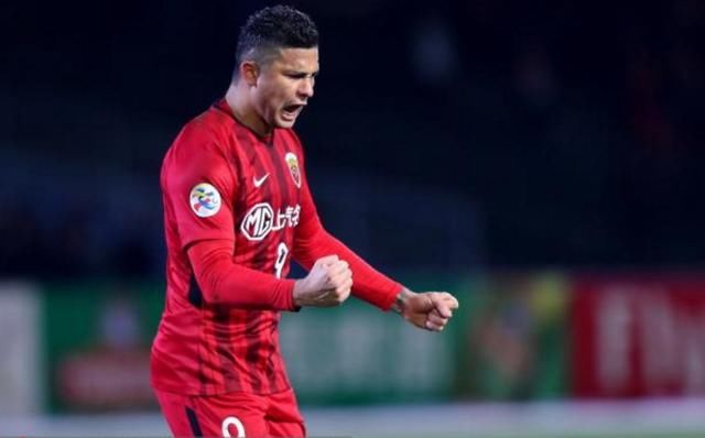 日球迷吐槽上港:武磊还是那个武磊,埃尔克森还