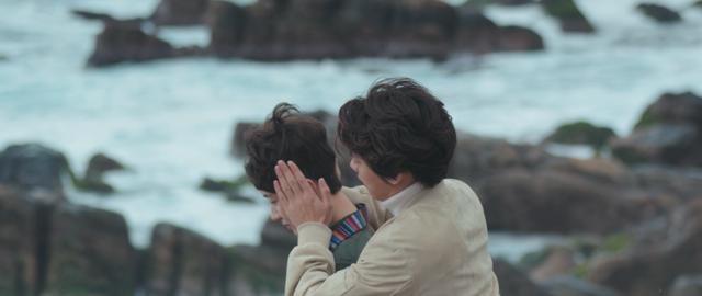 李易峰焦俊艳OPPO微电影上演人机恋 被峰峰