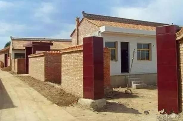 城市户口的儿子如何继承农村祖宅?