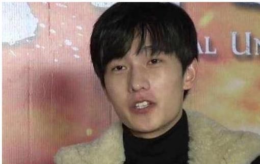 五位当红小鲜肉不化妆是啥样,第一眼看完直接