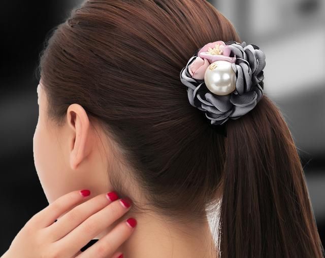 中年女人直发好看还是卷发好看?多数人没搞明