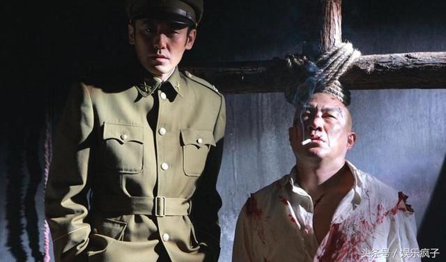 出道就获金鹰视帝,为了照顾母亲错失走红,如今