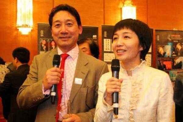 冯小刚《手机》主角:崔永元声讨15年,而她退出