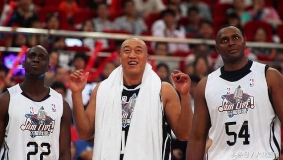 所有中国球员进入NBA球队名单,共12名无一遗