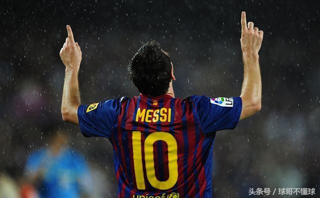 球王梅西盘带过人集锦,真销魂!瓜迪奥拉曾说