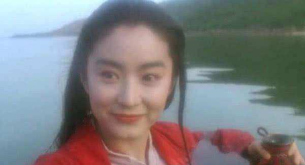 林青霞47岁产下二胎,女人最晚多大年龄还能