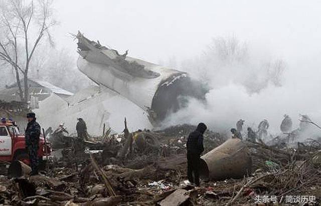 人类历史上伤亡最惨重的特内里费空难,却是由