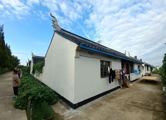 【治国理政新实践·江苏篇】兴产业、惠民生、促和谐——“负债小穷村”华丽转身“全国文明村”的幸福密码 【治国理政新实践·江苏篇】兴产业、惠民生、促和谐——“负债小穷村”华丽转身“全国文明村”的幸福密码